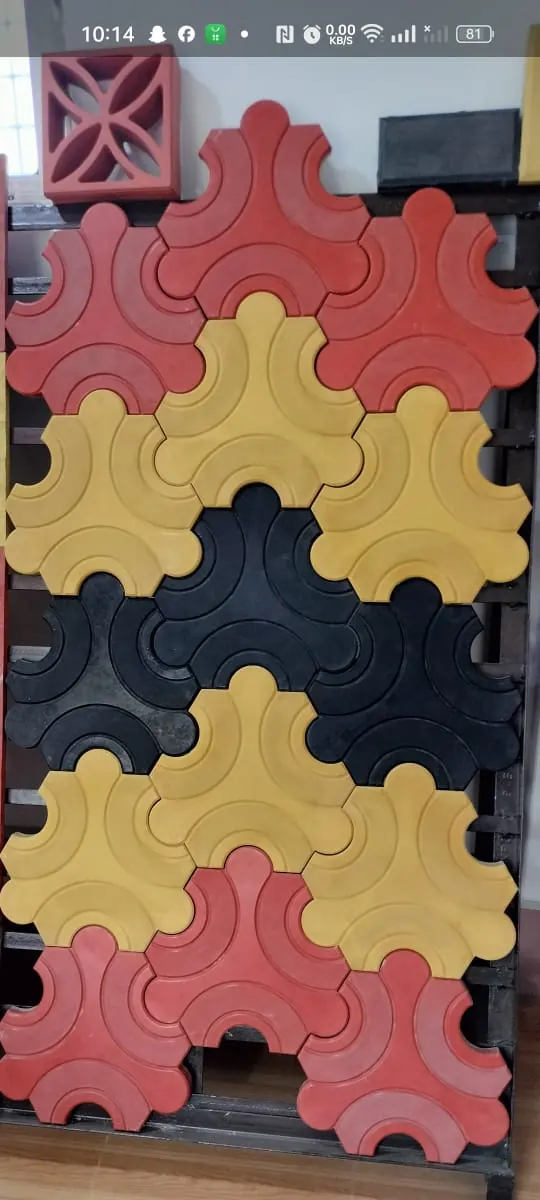 PM 117 Splendour interlocking paver in three colours