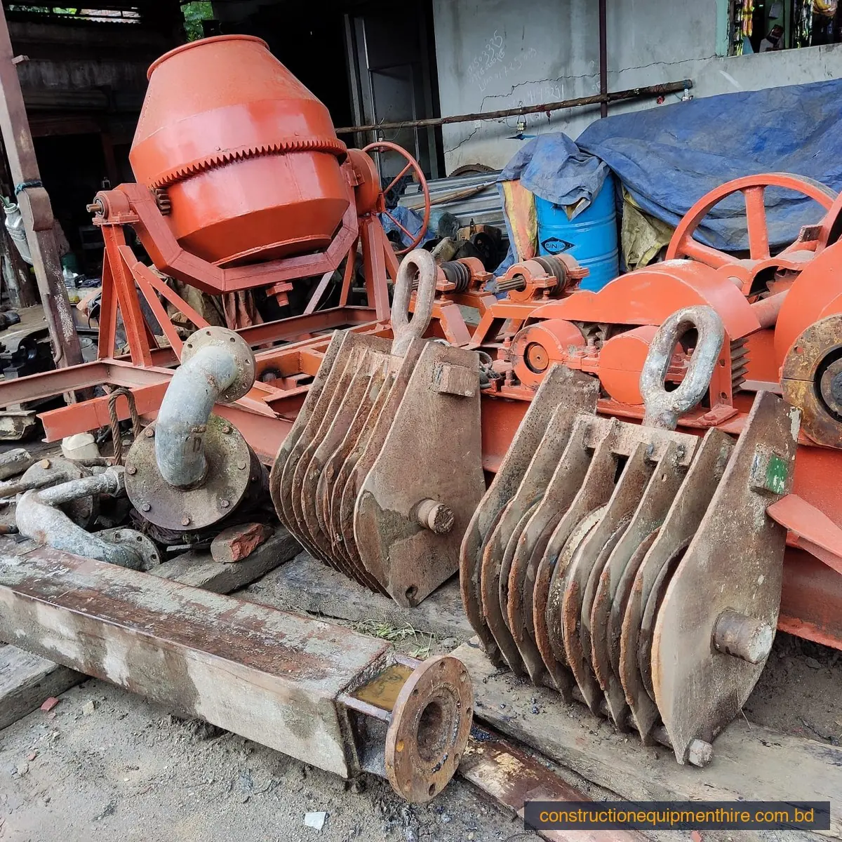 কংক্রিট মিক্সার ও চিজেল